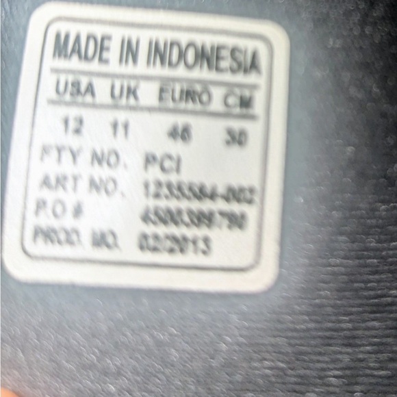 2 lot Men's Shoes Adidas running tennis Under Armour slides memory foam sandals - Picture 5 of 8